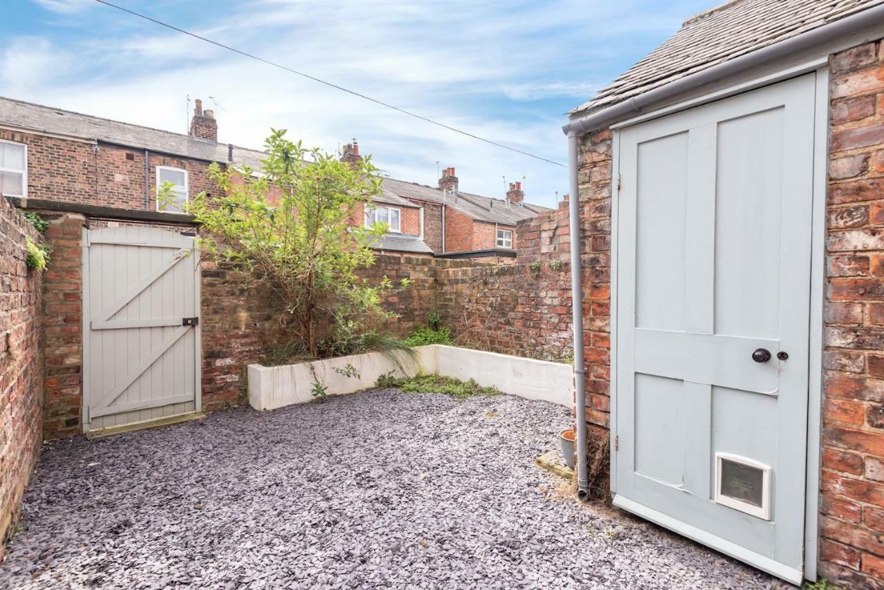 Charming Base For 5 Near Bishy Rd Pass The Keys York Exterior foto