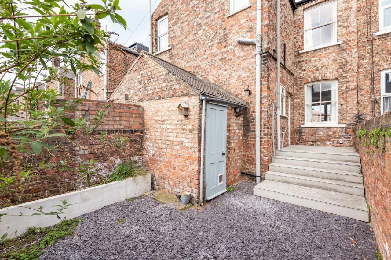 Charming Base For 5 Near Bishy Rd Pass The Keys York Exterior foto