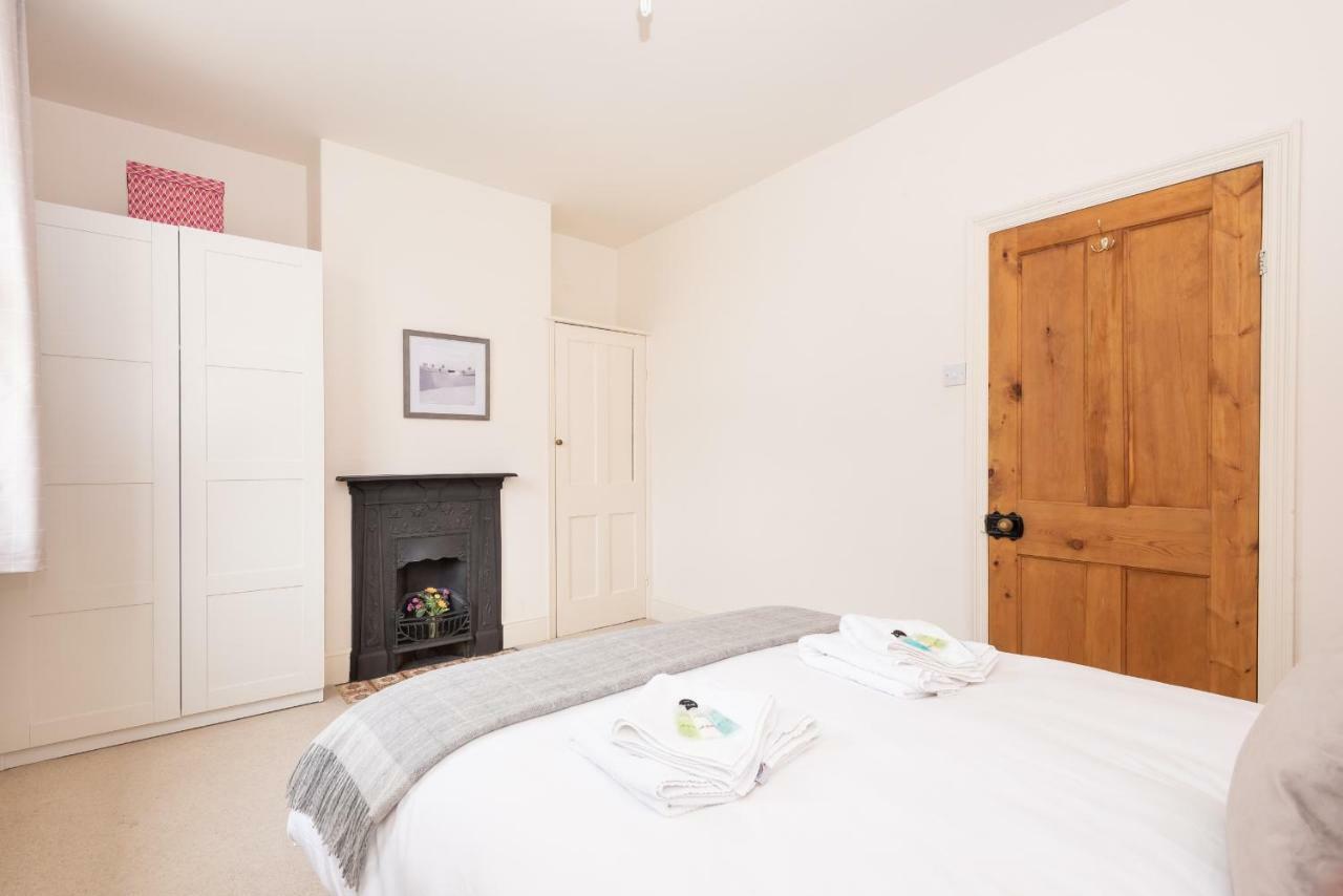 Charming Base For 5 Near Bishy Rd Pass The Keys York Exterior foto